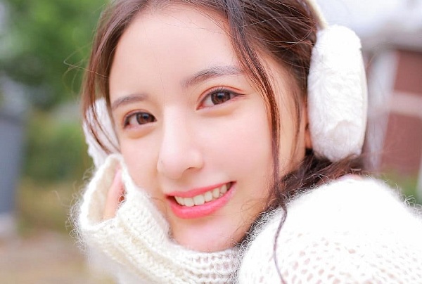 好先生TV直播间主播与观众互动画面